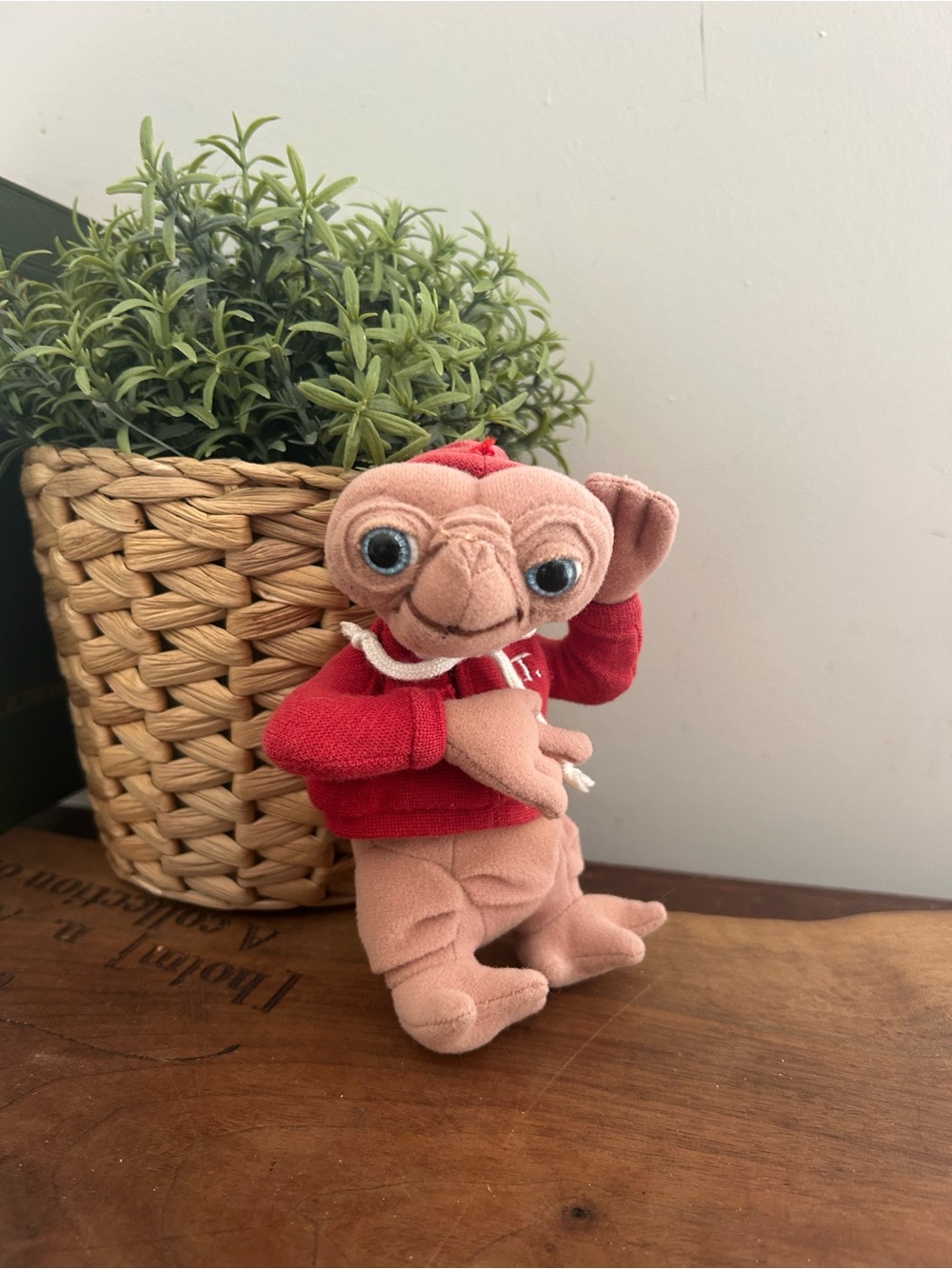 Vintage E.T. Extraterrestrial Alien in Red Hoodie 1980s Movie Small Plush